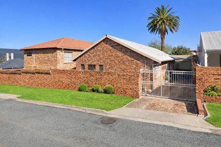3 Bedroom House in Alberton