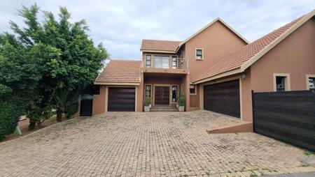 5 Bedroom House in Brooklands Lifestyle Estate