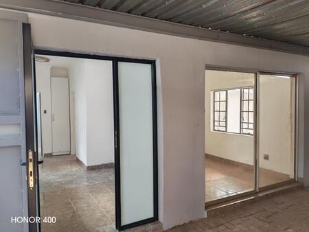 2 Bedroom Apartment in Lyttelton Manor