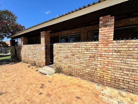 1 Bedroom Flat in Parys