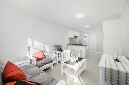 2 Bedroom Apartment in Fairview