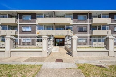 1 Bedroom Apartment in Humewood