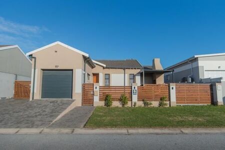 3 Bedroom House in Salisbury Park