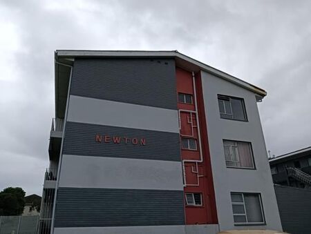 2 Bedroom House in Newton Park