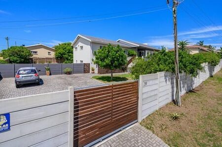3 Bedroom House in Mount Pleasant