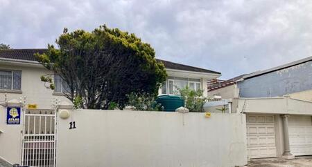 5 Bedroom House in Humewood