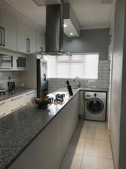 2 Bedroom Apartment in St Georges Park