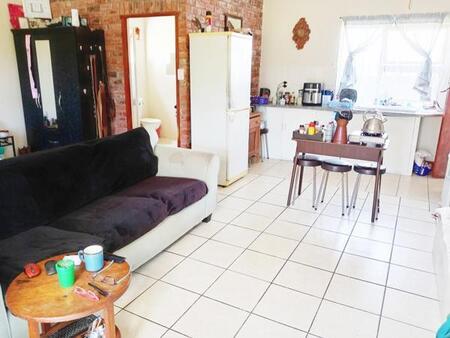 1 Bedroom Apartment in Theescombe