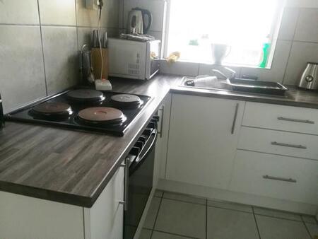1 Bedroom Apartment in Port Elizabeth Central