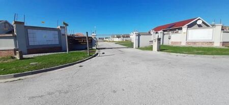 2 Bedroom Townhouse in Parsons Vlei