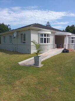 4 Bedroom House in Walmer