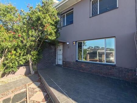 3 Bedroom Townhouse in Cotswold