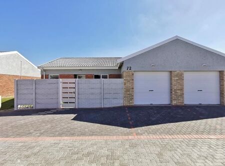 2 Bedroom Townhouse in Lorraine