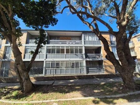 1 Bedroom Apartment in Port Elizabeth Central