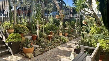 2 Bedroom Apartment in Tamboerskloof