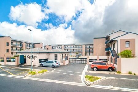 2 Bedroom Apartment in Parklands