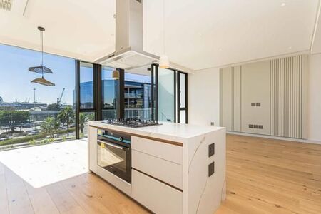 2 Bedroom Apartment in Waterfront