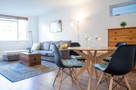 2 Bedroom Apartment in Sea Point