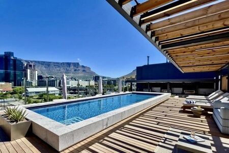 1 Bedroom Apartment in Waterfront