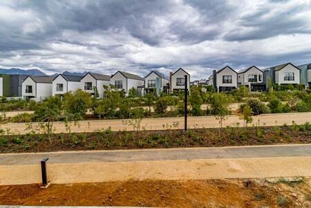 2 Bedroom Townhouse in Stellenbosch Central