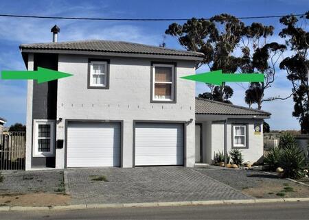 1 Bedroom Flat in Fairview Golf Estate