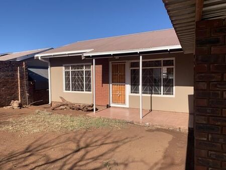 2 Bedroom Townhouse in Postmasburg