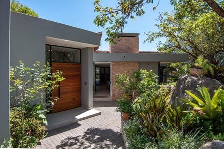 3 Bedroom House in Sonheuwel