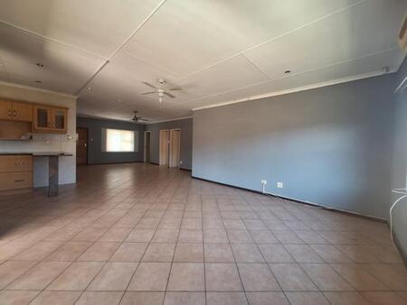 3 Bedroom Townhouse in Arboretum