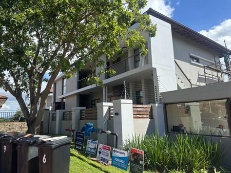 3 Bedroom Apartment in Izinga Estate