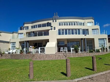 3 Bedroom Apartment in Uvongo