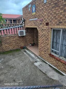 3 Bedroom House in Forest Haven