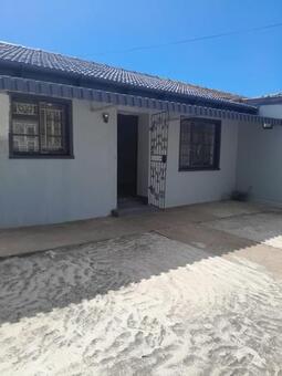 2 Bedroom House in Sydenham