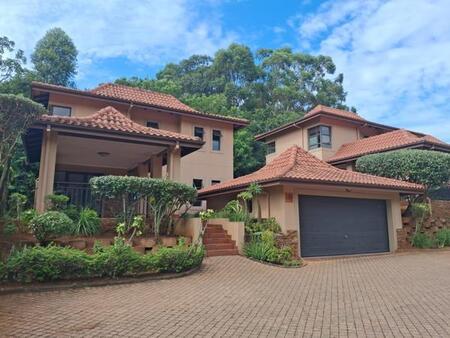 3 Bedroom Townhouse in Hilltop Estate