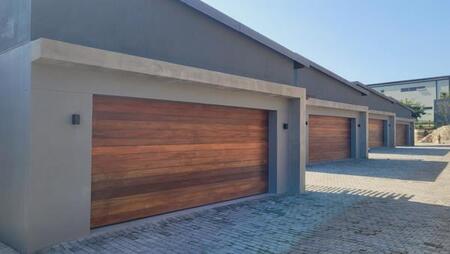 3 Bedroom Townhouse in Palm Lakes Estate