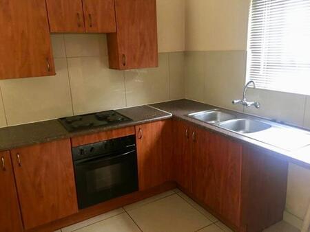 2 Bedroom Simplex in Grobler Park