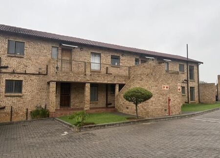 2 Bedroom Apartment in Honeydew