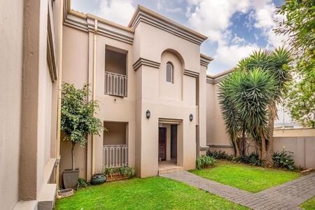 2 Bedroom Apartment in Eagle Canyon Golf Estate