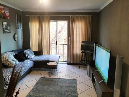 2 Bedroom Apartment in Wilgeheuwel