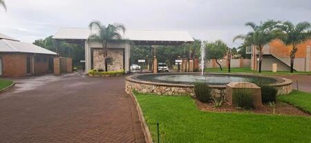 2 Bedroom Apartment in Andeon Ah