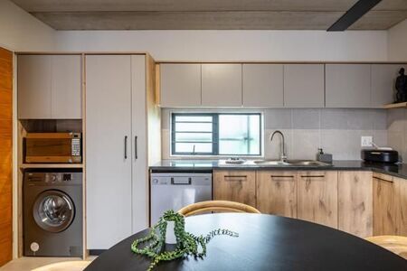 3 Bedroom Apartment in Murrayfield