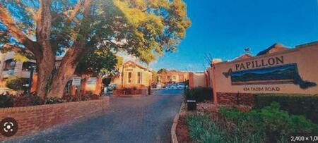 2 Bedroom Townhouse in Equestria