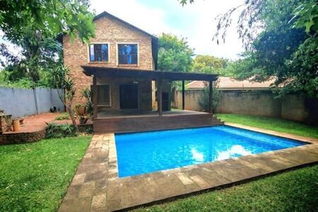 4 Bedroom House in Lynnwood Glen