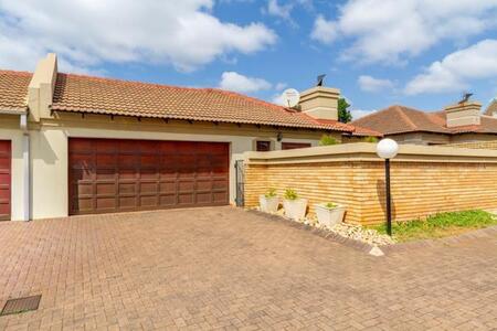 3 Bedroom Townhouse in Equestria