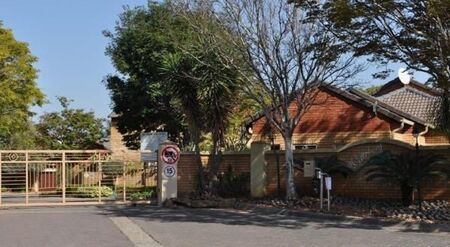 2 Bedroom Townhouse in Equestria