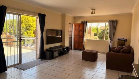2 Bedroom Townhouse in Rietvalleirand