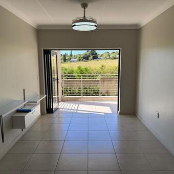2 Bedroom Apartment in Waterkloof