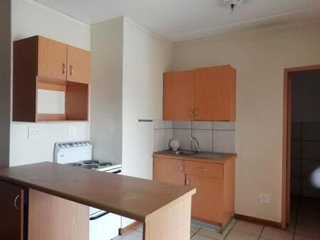 2 Bedroom Apartment in Hatfield