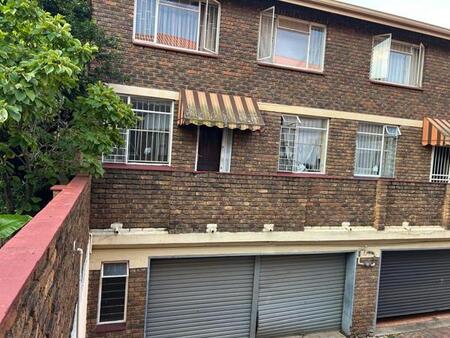 5 Bedroom Apartment in Arcadia