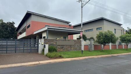 2 Bedroom Apartment in Menlo Park