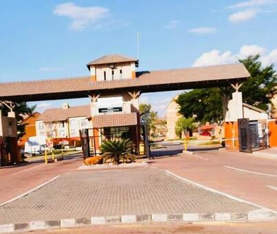 2 Bedroom Apartment in Karenpark